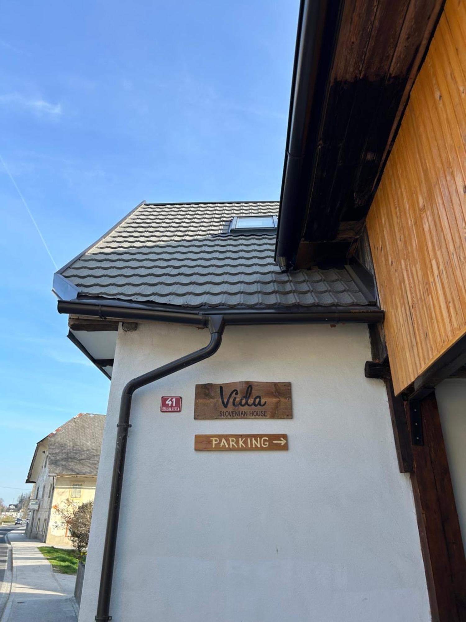 Slovenian House Vida Блед Екстериор снимка